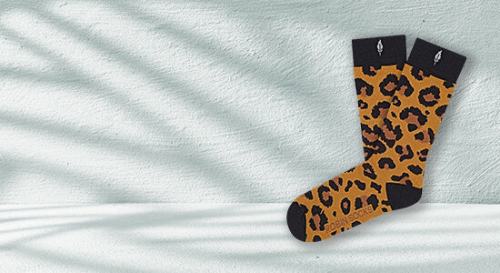 Calcetines de media caña con diseño de estampado animal, ideal para profesionales de la salud.