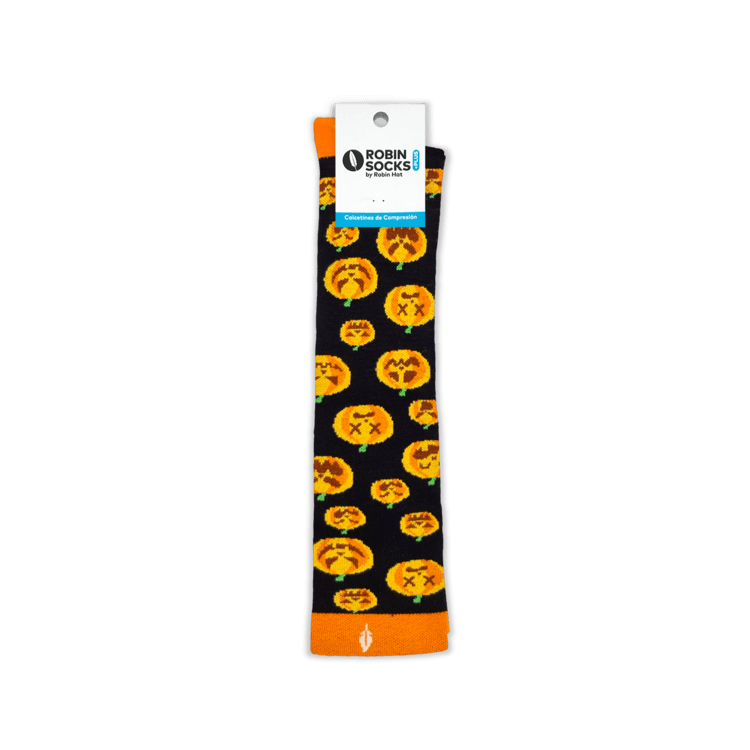 Calcetín de compresion con diseño de calabazas de Halloween en colores negro y naranja