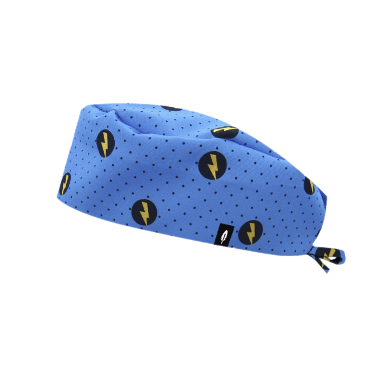 Gorro de quirófano ZEUS de Robin Hat, con estampado de rayos sobre fondo azul, ideal para entornos quirúrgicos.