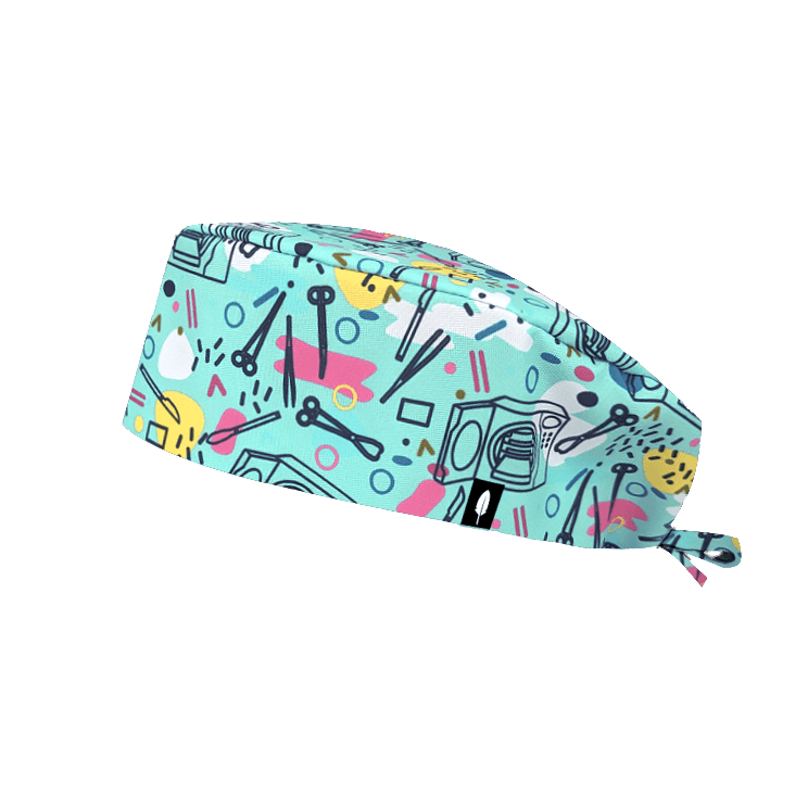 Gorro quirúrgico AUTOCLAVE de Robin Hat con ilustraciones de materiales de desinfección y autoclaves. Disponible en blanco o azul cielo.