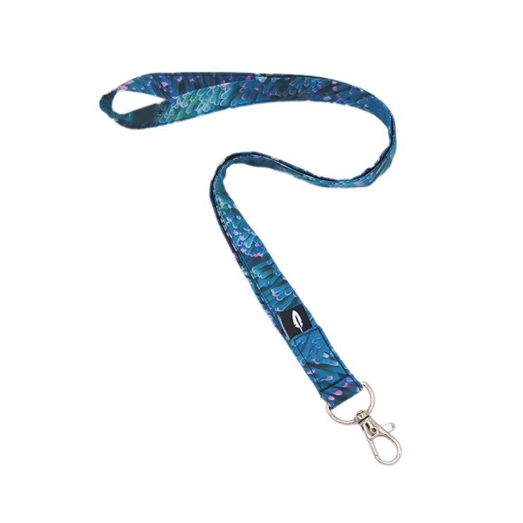 Lanyard NEMO de algodón con diseño inspirado en el fondo marino, ideal para profesionales sanitarios.