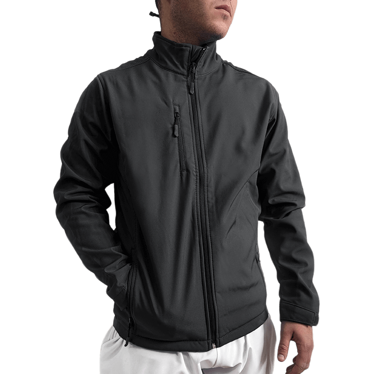 Chaqueta médica negra softshell, presenta cierre de cremallera, puños ajustables y múltiples bolsillos, ideal para profesionales sanitarios.