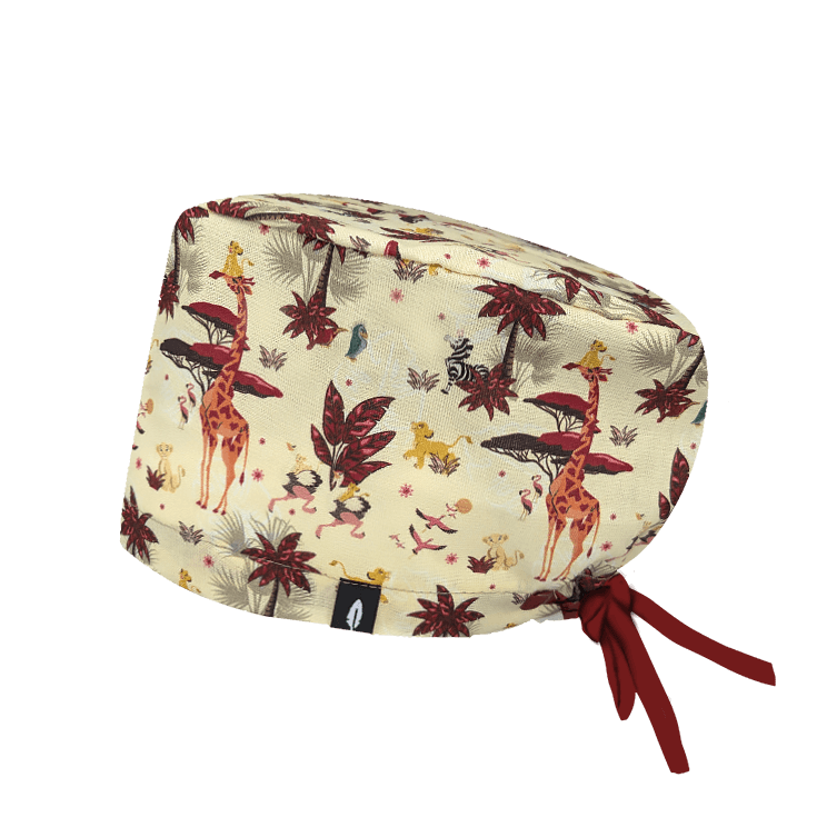 Gorro quirofano Lion King con dibujos de Simba Nala y animales de la Sabana.