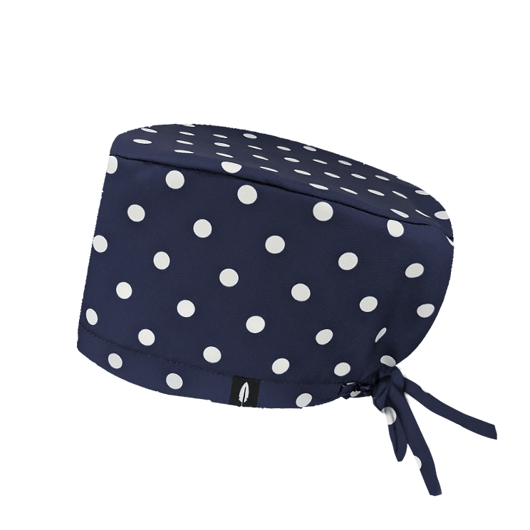 Gorro quirúrgico TRIANA de Robin Hat, con diseño de lunares. Inspiración flamenca con comodidad